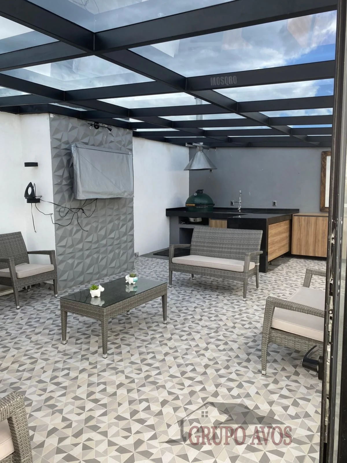 Techumbre en área común