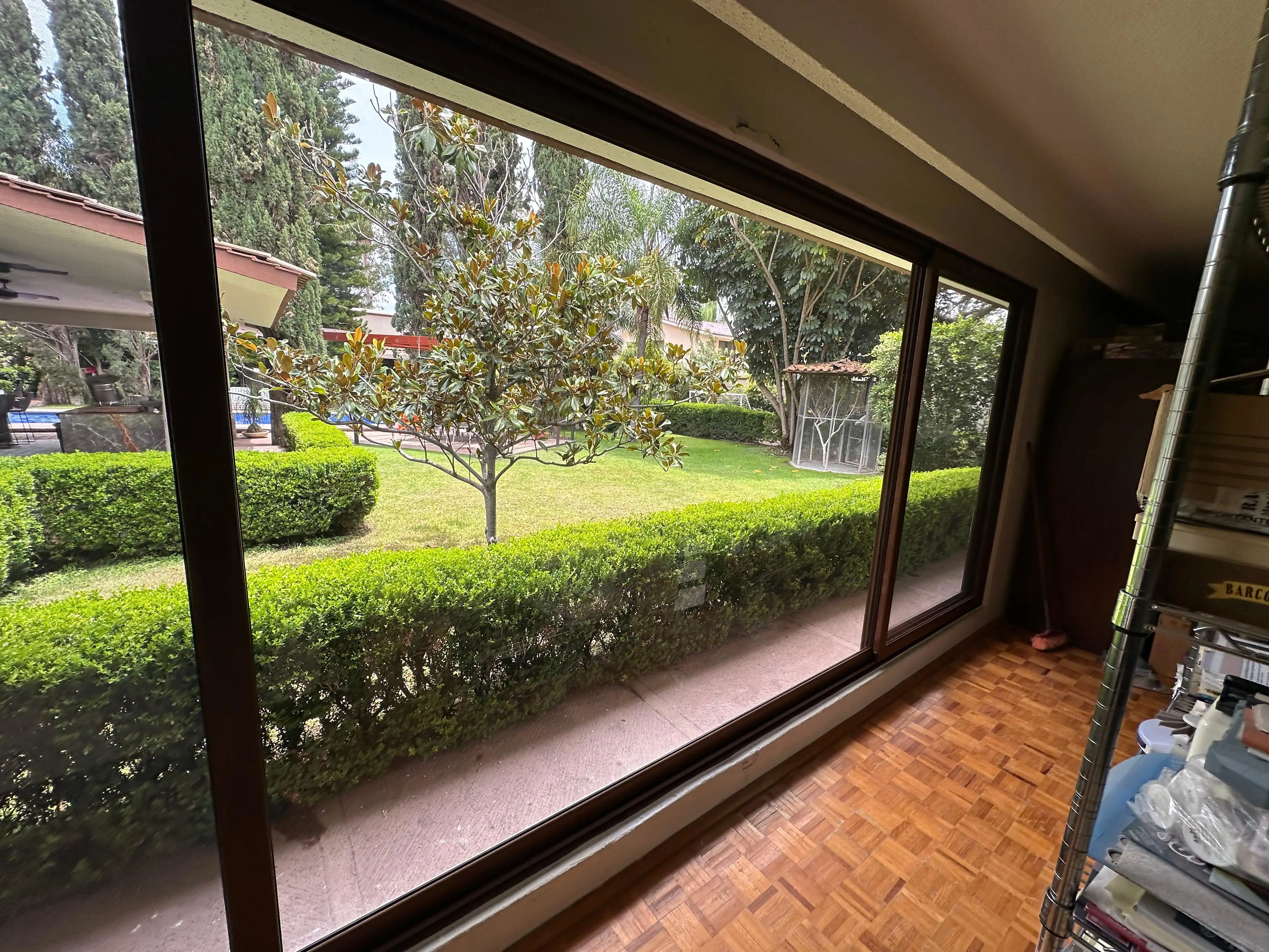 Ventana de aluminio Grupo Avos modelo 03